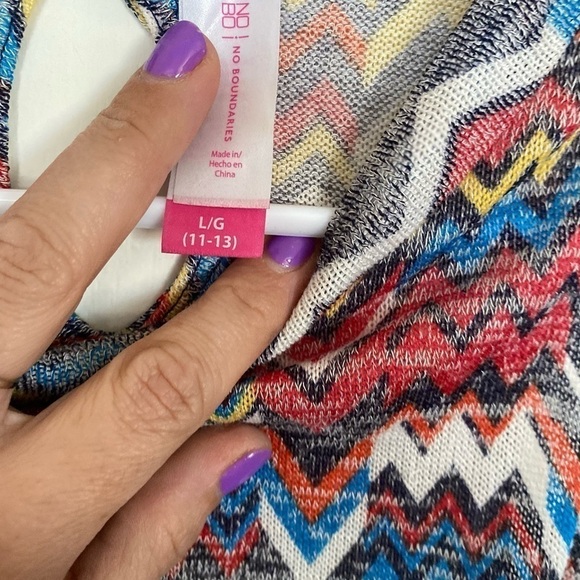 Large cute Aztec, print tank top - Picture 2 of 4